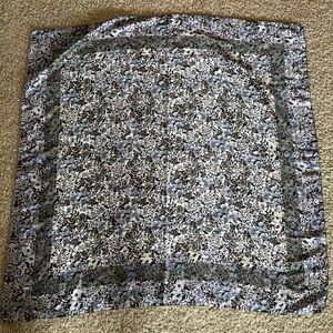 Steve Madden Black and White Scarf